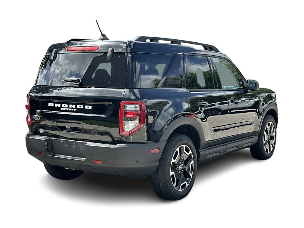 Thumbnail: 2023 Ford Bronco Sport - 19