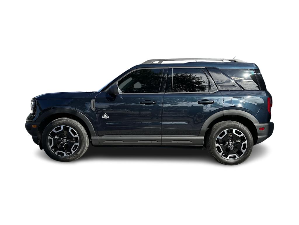 Thumbnail: 2023 Ford Bronco Sport - 3