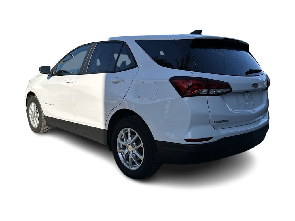 Thumbnail: 2023 Chevrolet Equinox - 3