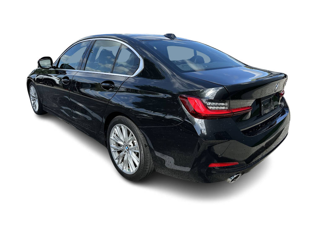 Thumbnail: 2024 BMW 3 Series - 3