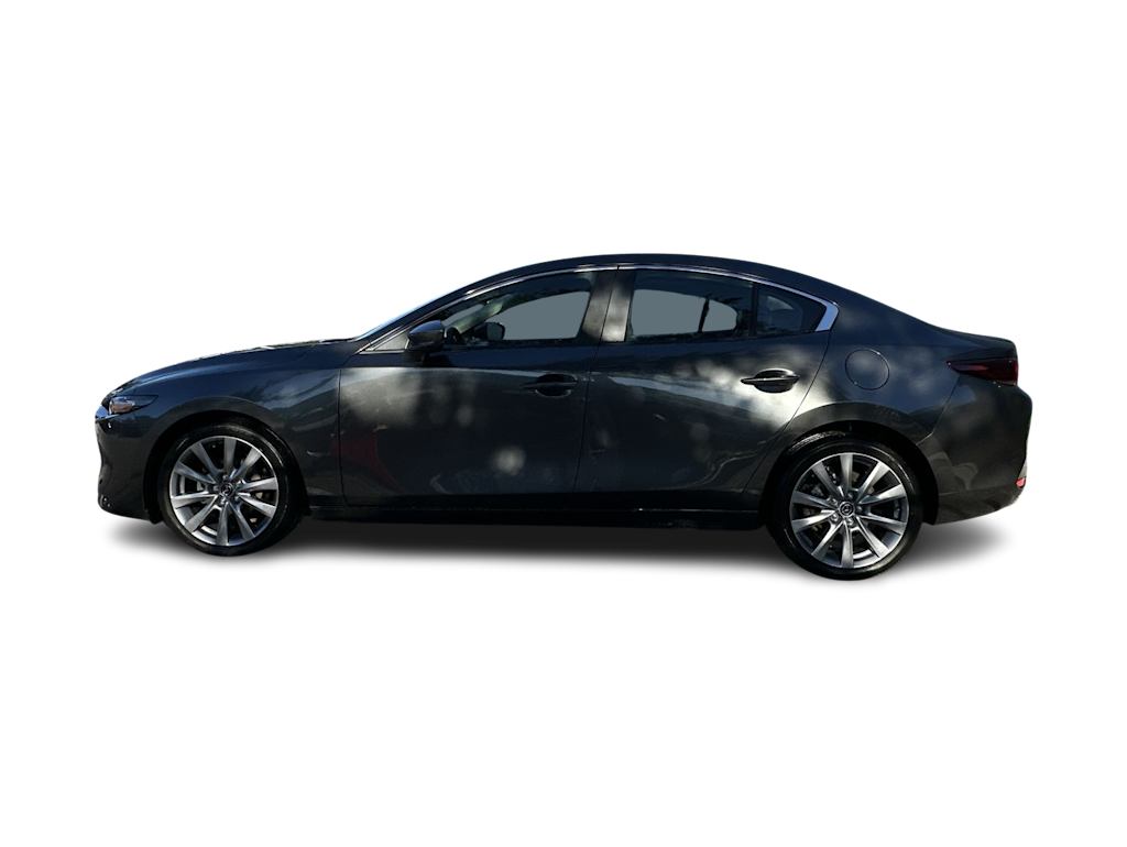 Thumbnail: 2022 Mazda Mazda3 - 3