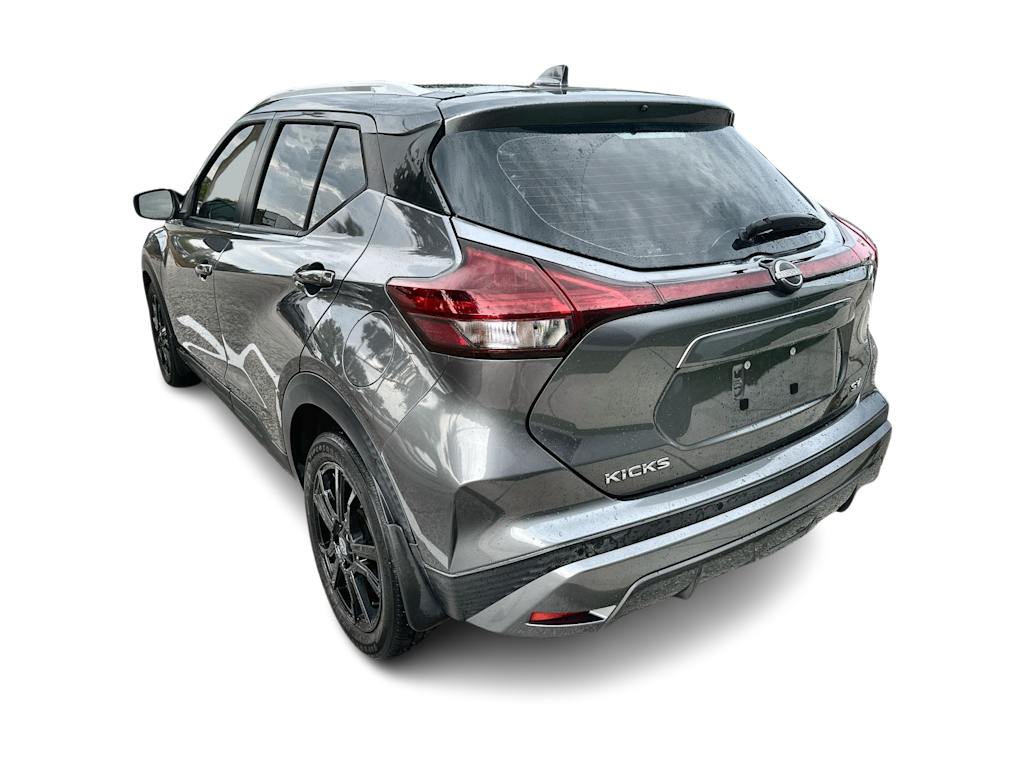 Thumbnail: 2022 Nissan Kicks - 4