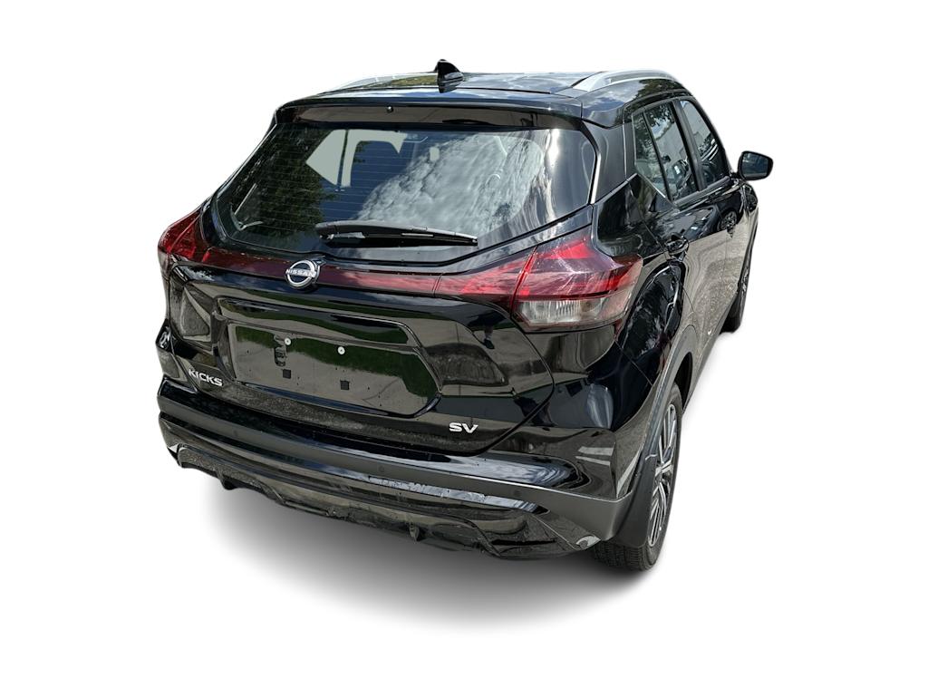 Thumbnail: 2024 Nissan Kicks - 3
