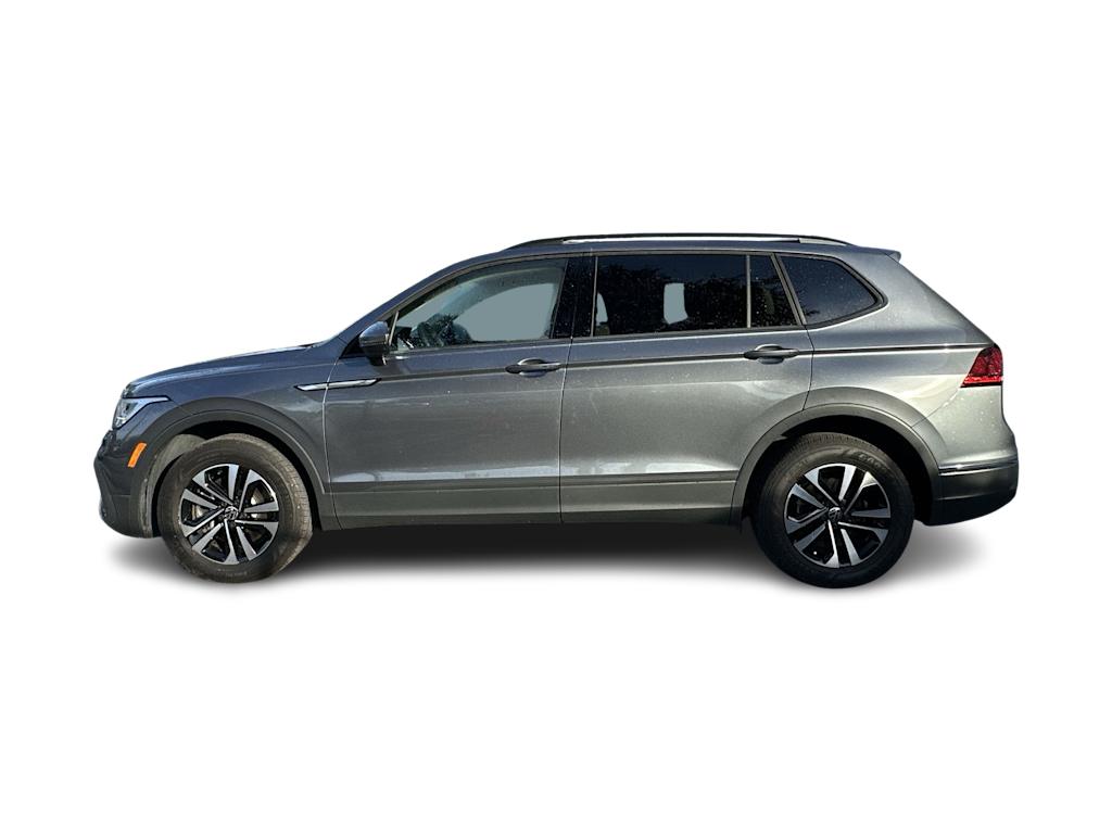 Thumbnail: 2022 Volkswagen Tiguan - 3
