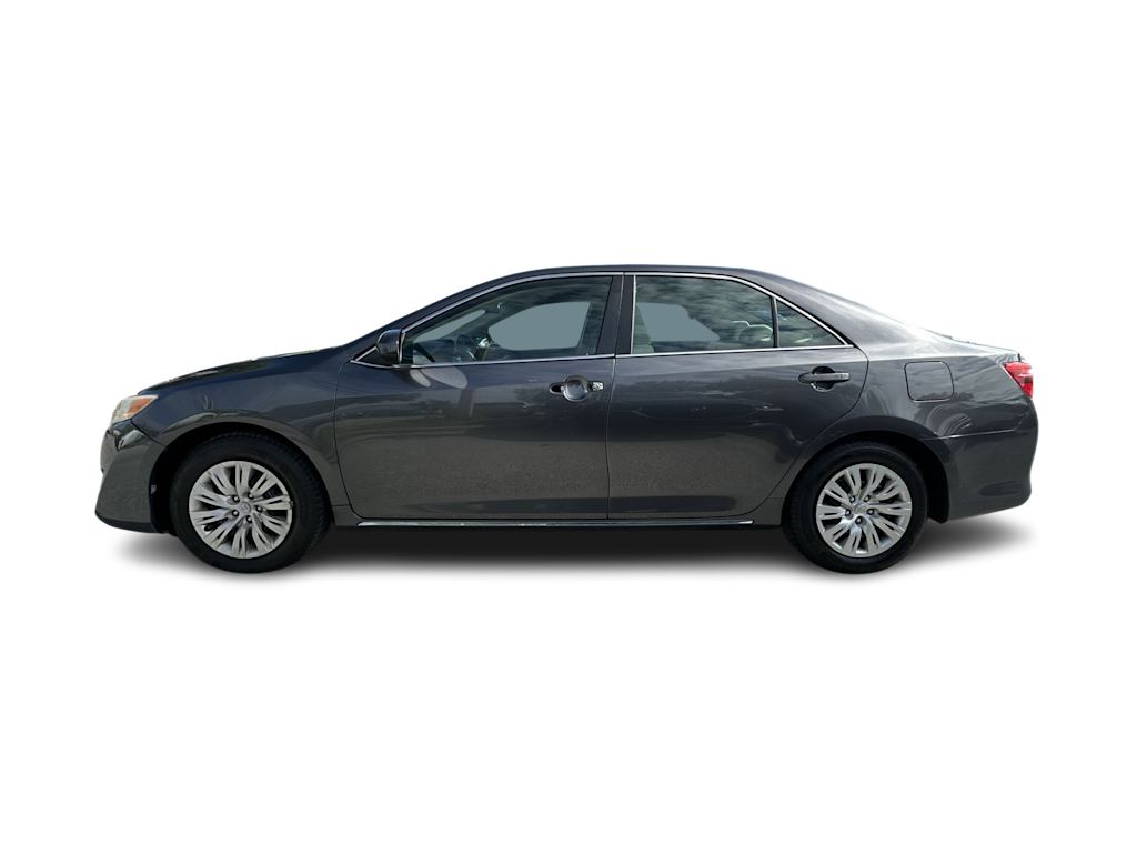 Thumbnail: 2014 Toyota Camry - 3