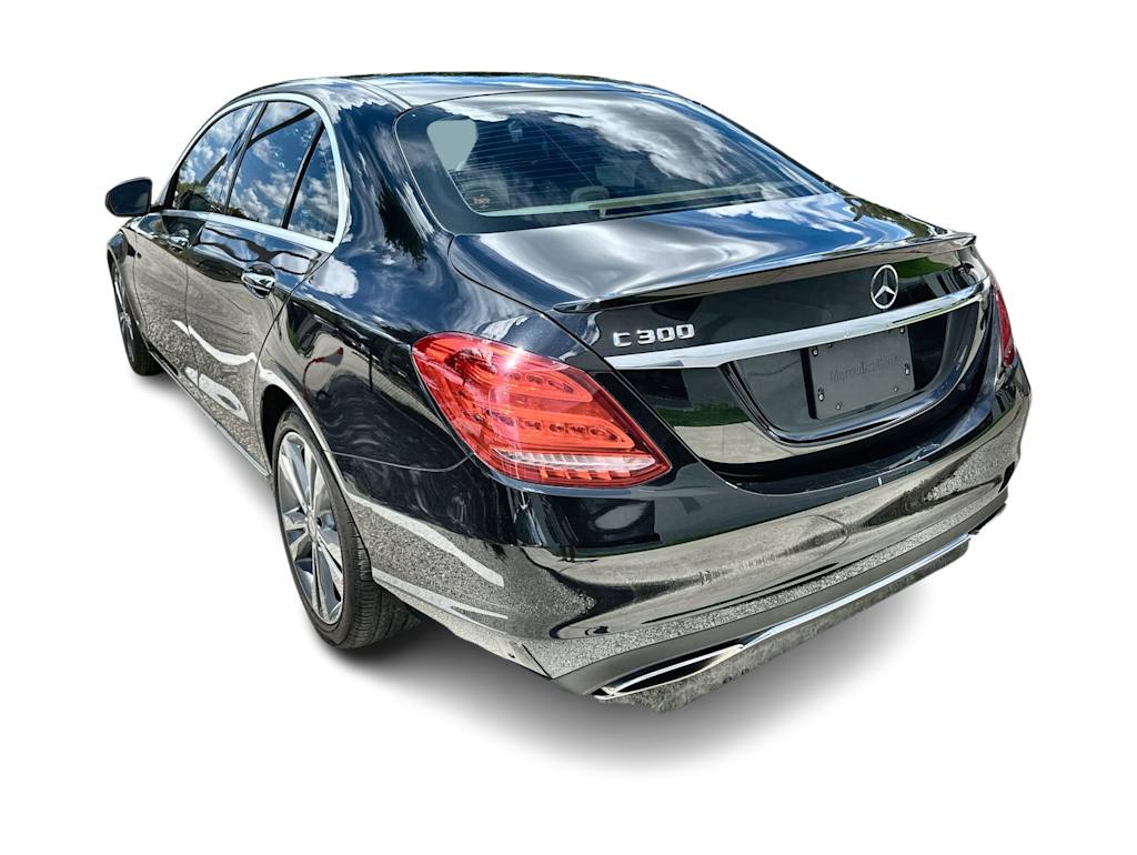 Thumbnail: 2015 Mercedes-Benz C-Class - 4