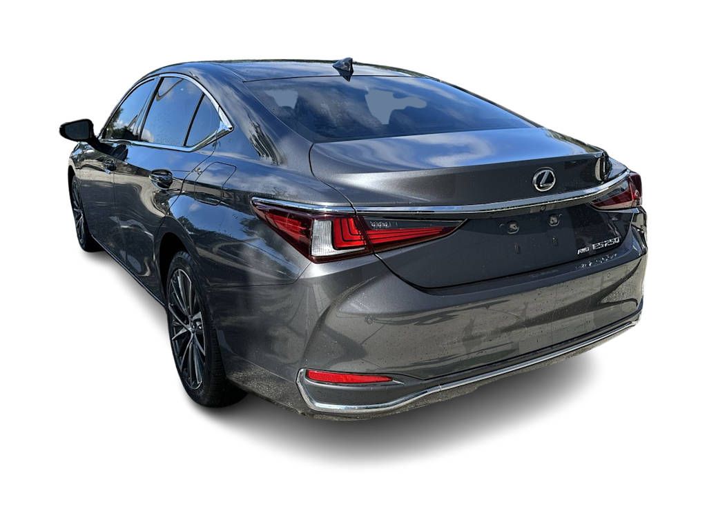 Thumbnail: 2023 Lexus ES - 4