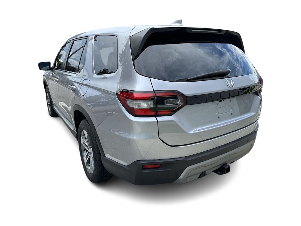 Thumbnail: 2023 Honda Pilot - 4