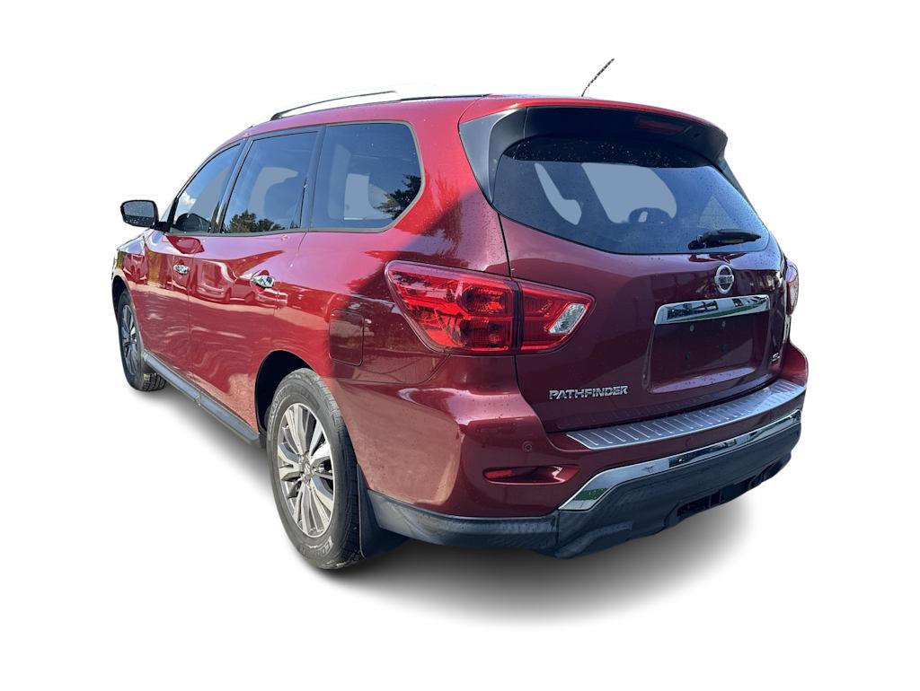 Thumbnail: 2017 Nissan Pathfinder - 4