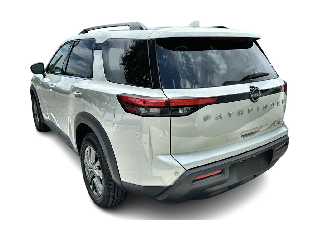 Thumbnail: 2024 Nissan Pathfinder - 4