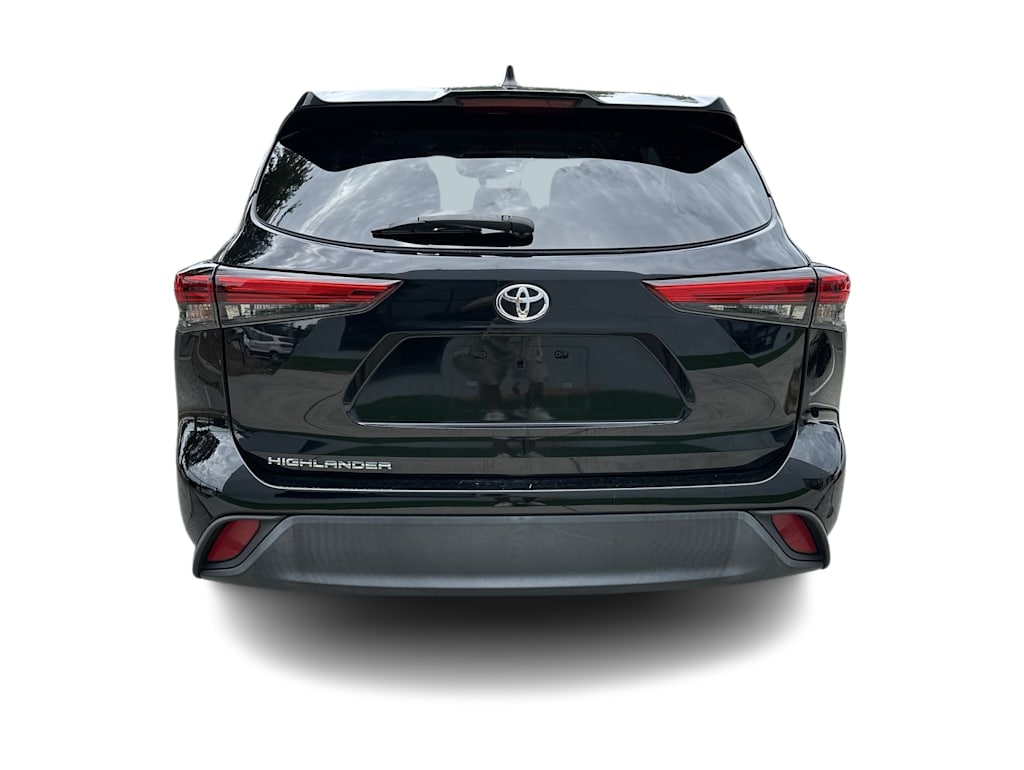 Thumbnail: 2023 Toyota Highlander - 4