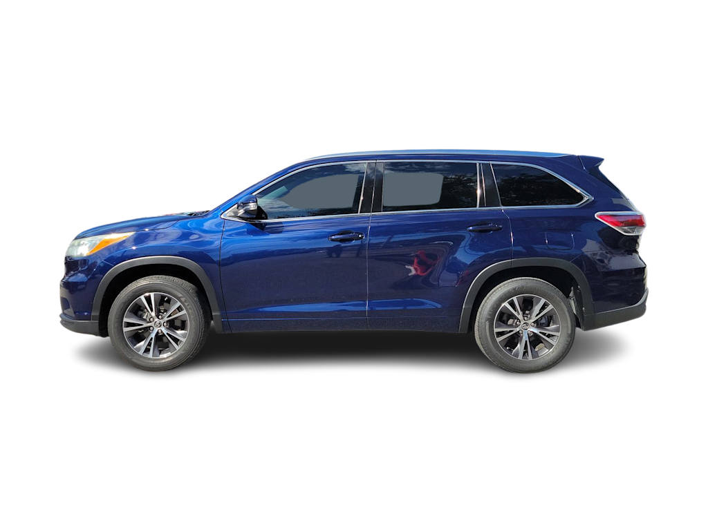 2016 Toyota Highlander XLE 3