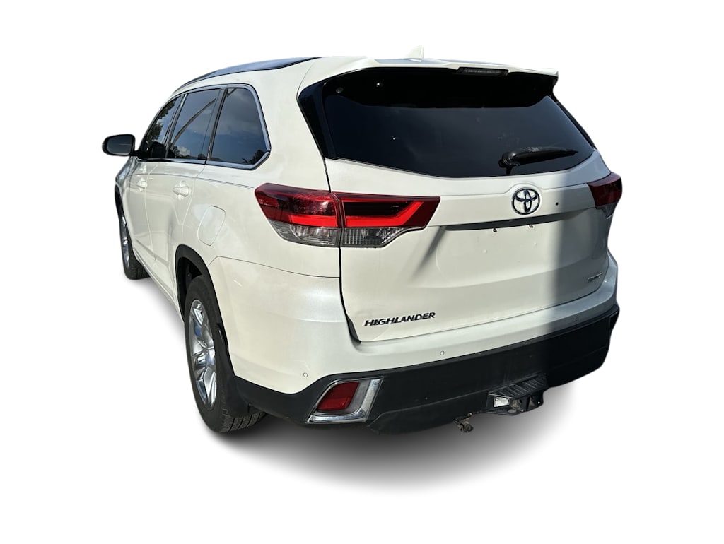 Thumbnail: 2017 Toyota Highlander - 3