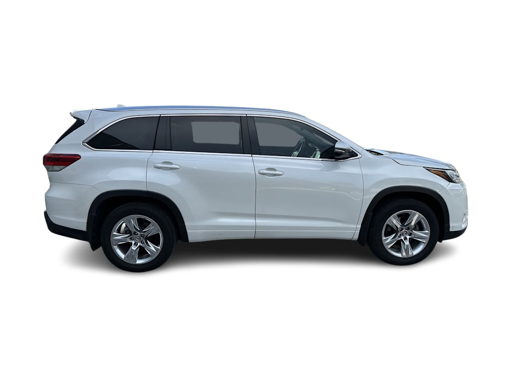 Thumbnail: 2017 Toyota Highlander - 20