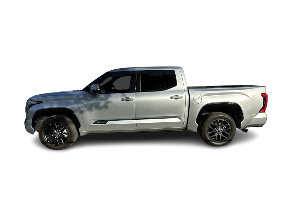 Thumbnail: 2022 Toyota Tundra - 3