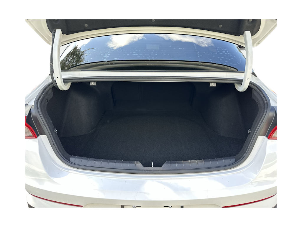 Thumbnail: 2023 Kia K5 - 16