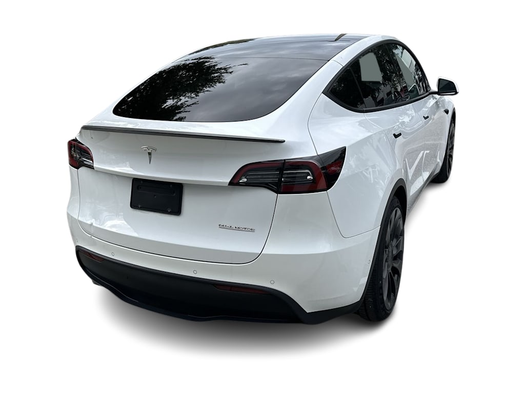 Thumbnail: 2022 Tesla Model Y - 16