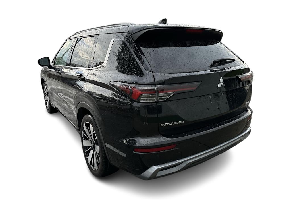 Thumbnail: 2025 Mitsubishi Outlander - 4