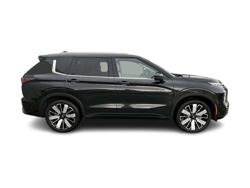Thumbnail: 2025 Mitsubishi Outlander - 19
