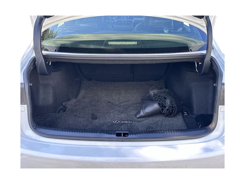 Thumbnail: 2014 Lexus IS - 16