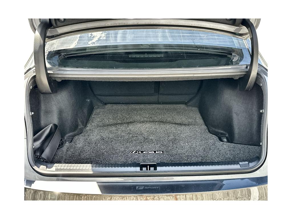 Thumbnail: 2023 Lexus IS - 17