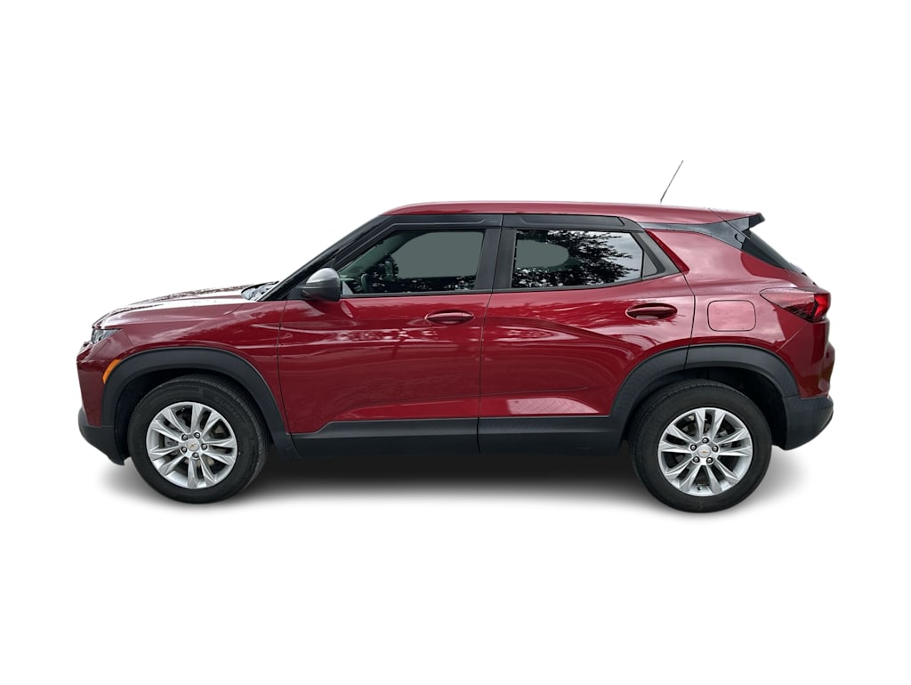 Thumbnail: 2021 Chevrolet TrailBlazer - 3