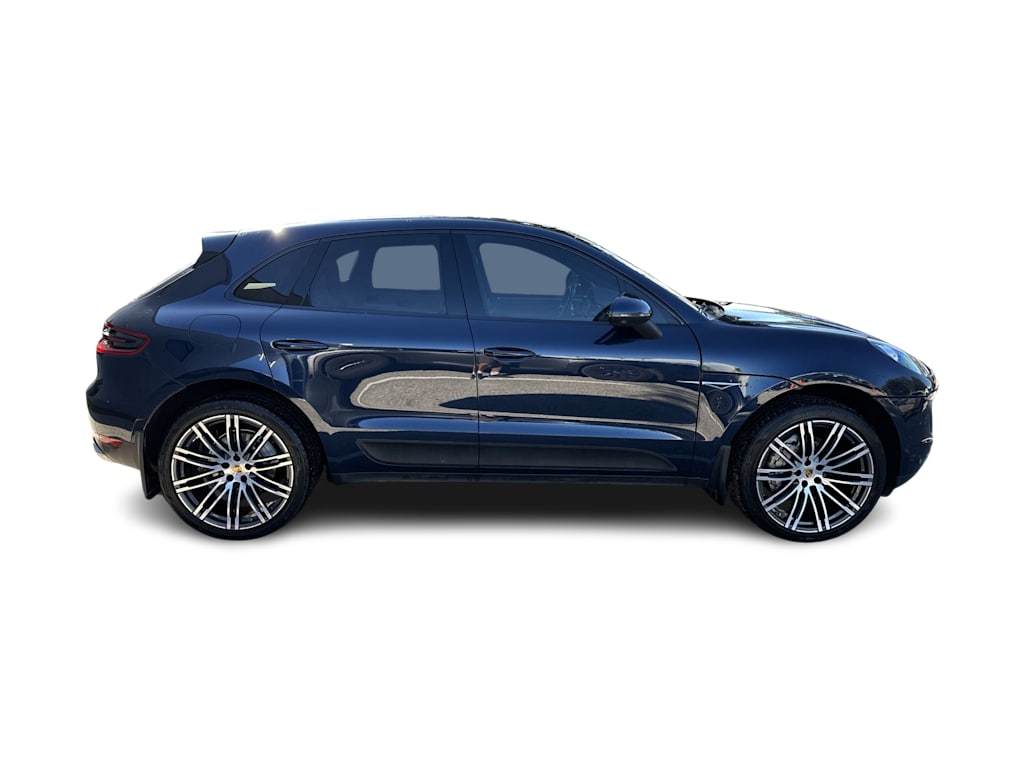 Thumbnail: 2018 Porsche Macan - 21