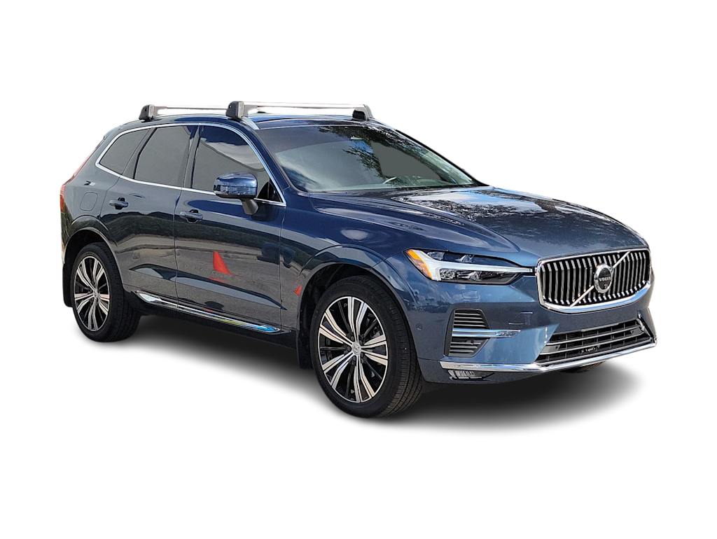 2023 Volvo XC60 B5 Plus 17