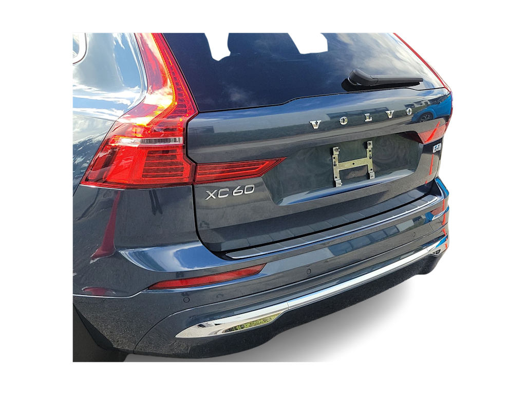 2023 Volvo XC60 B5 Plus 18