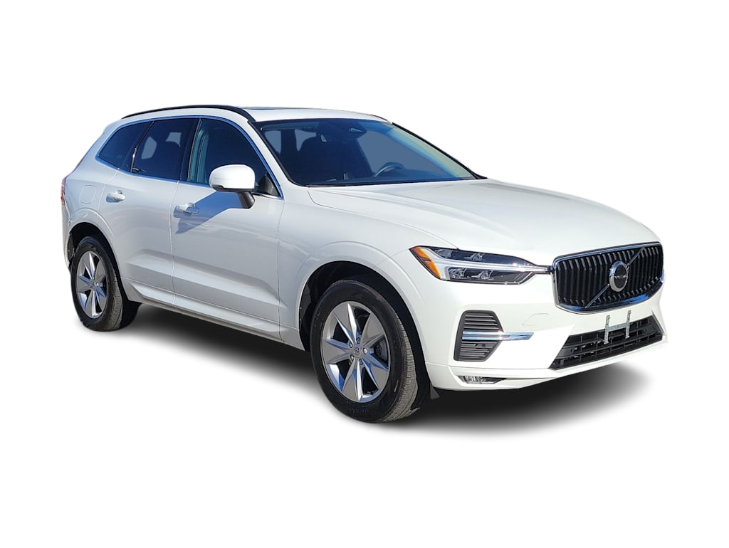 2022 Volvo XC60 B5 Momentum 17