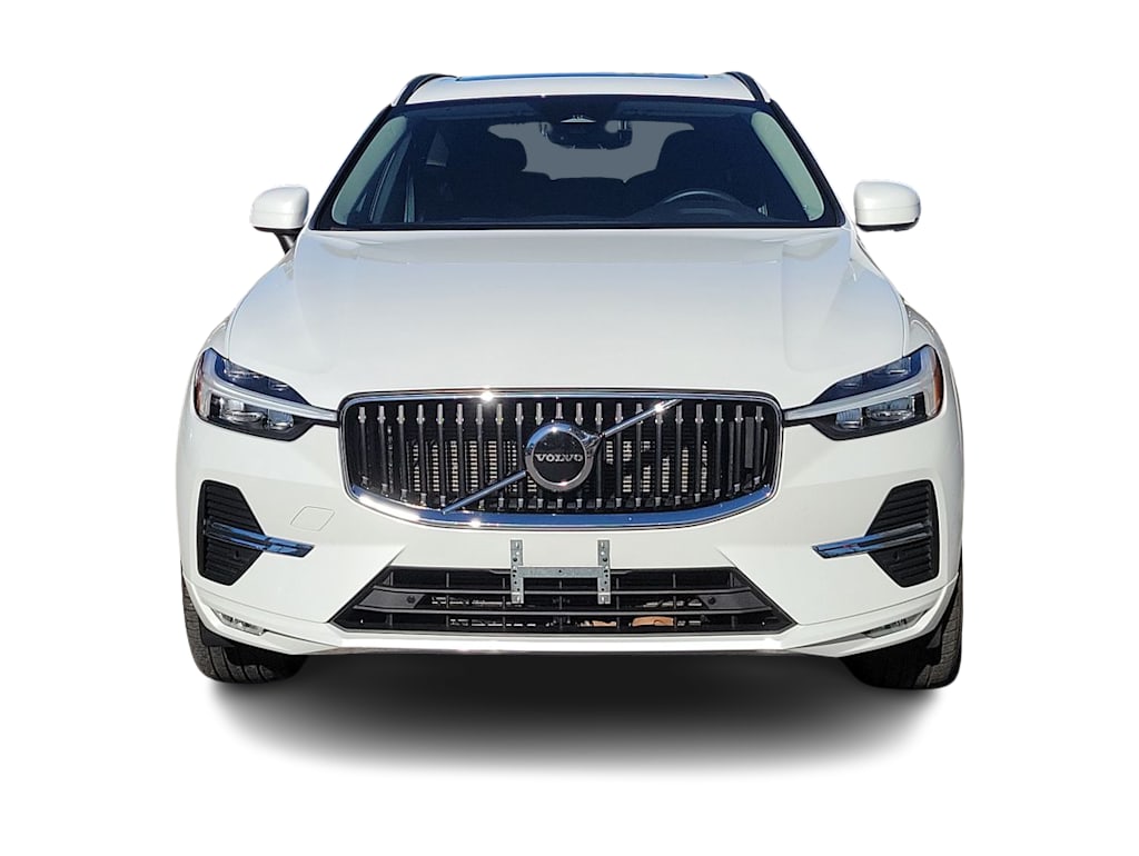 2022 Volvo XC60 B5 Momentum 6