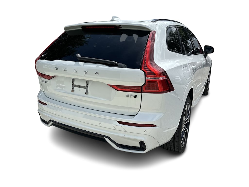Thumbnail: 2023 Volvo XC60 - 20