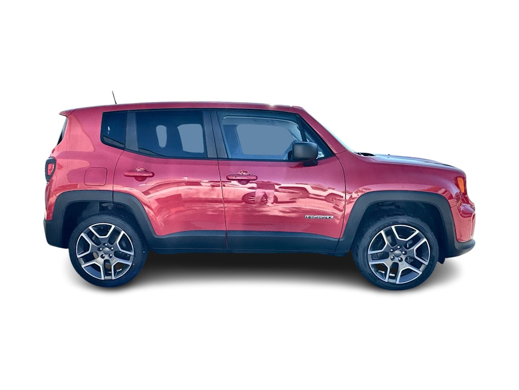 Thumbnail: 2020 Jeep Renegade - 21
