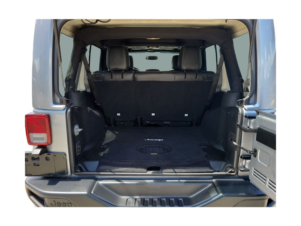 Thumbnail: 2016 Jeep Wrangler - 13