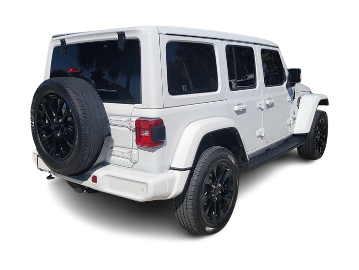 Thumbnail: 2022 Jeep Wrangler - 16