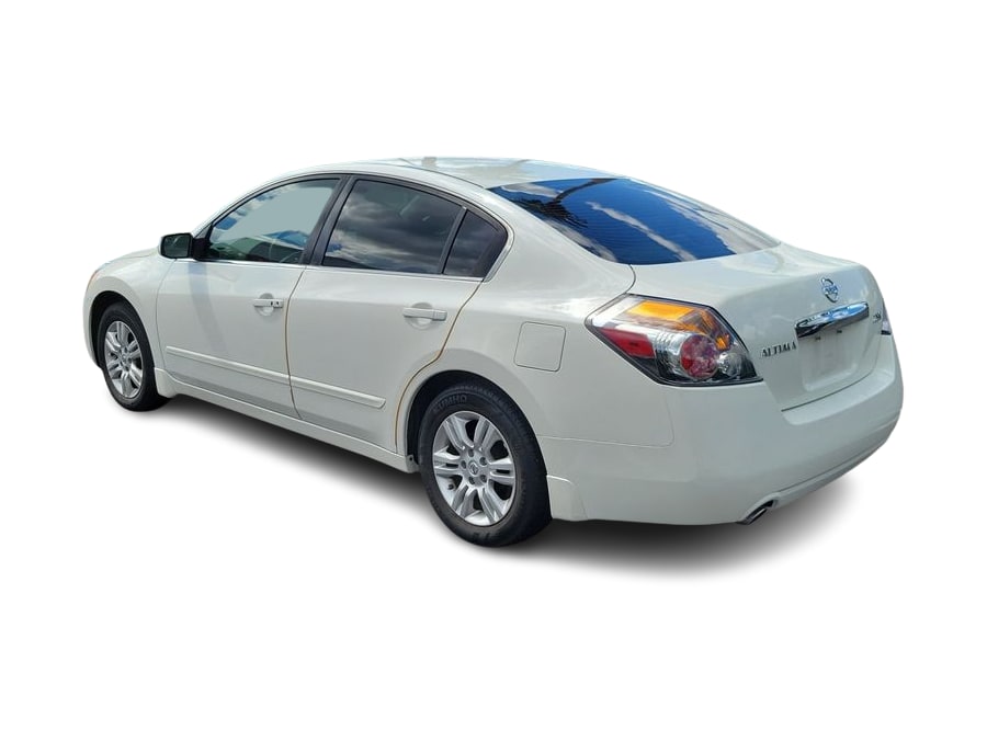 Thumbnail: 2012 Nissan Altima - 3