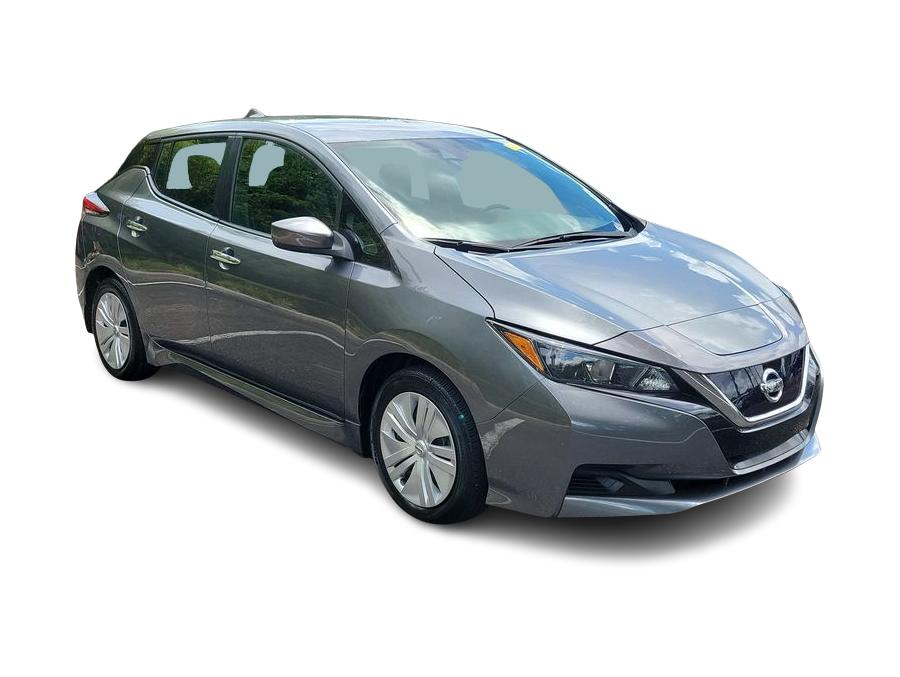 Thumbnail: 2022 Nissan Leaf - 18
