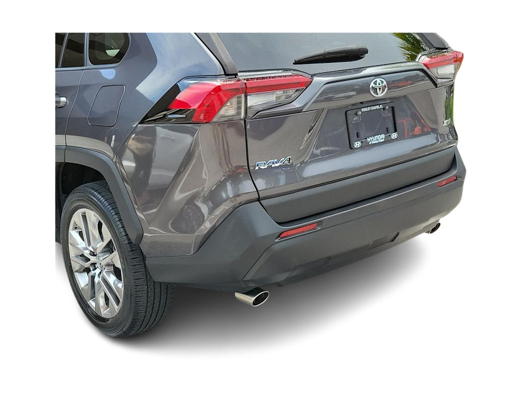 Thumbnail: 2019 Toyota RAV4 - 18