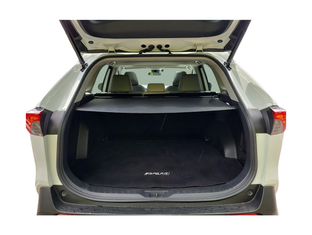 Thumbnail: 2021 Toyota RAV4 - 13