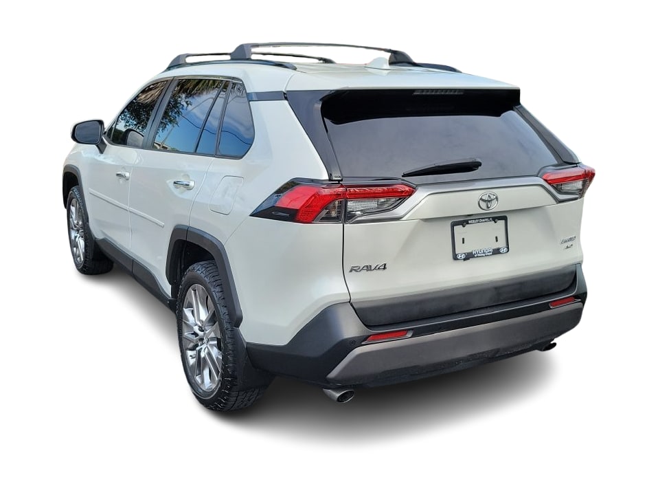 Thumbnail: 2019 Toyota RAV4 - 3