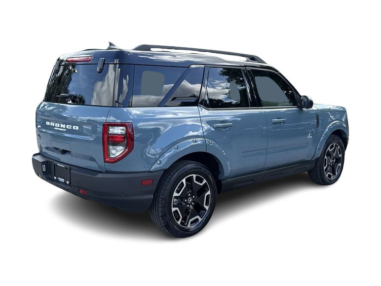 Thumbnail: 2022 Ford Bronco Sport - 15