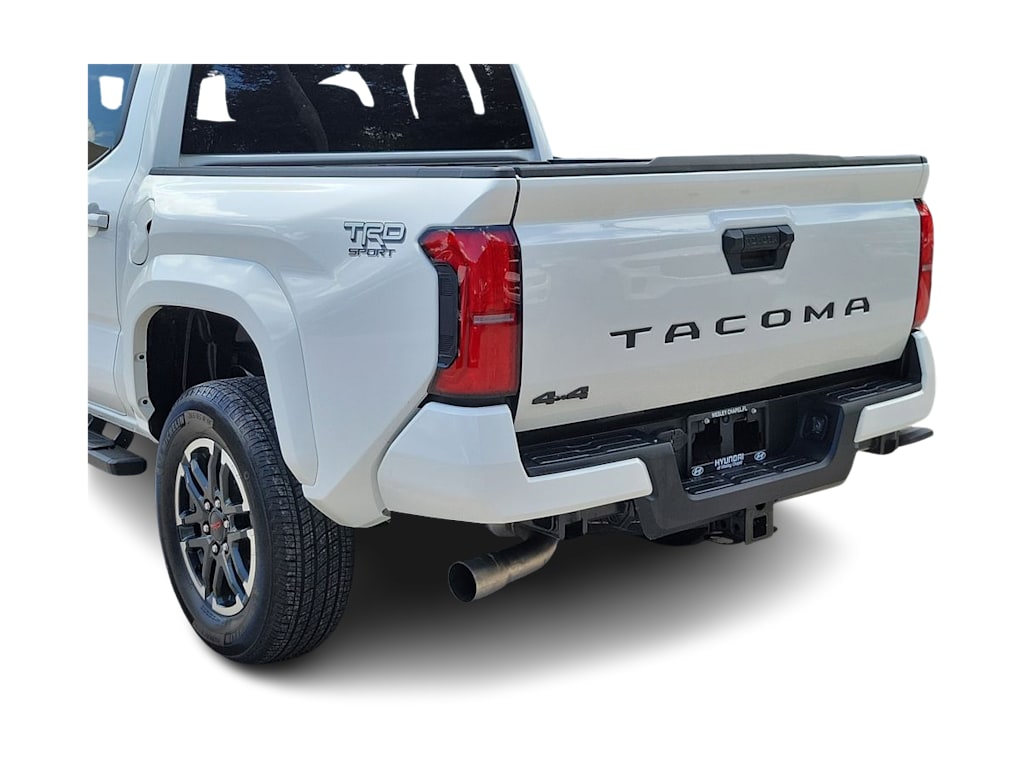 Thumbnail: 2025 Toyota Tacoma - 17