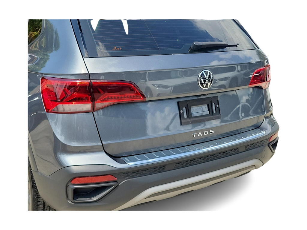 Thumbnail: 2022 Volkswagen Taos - 4