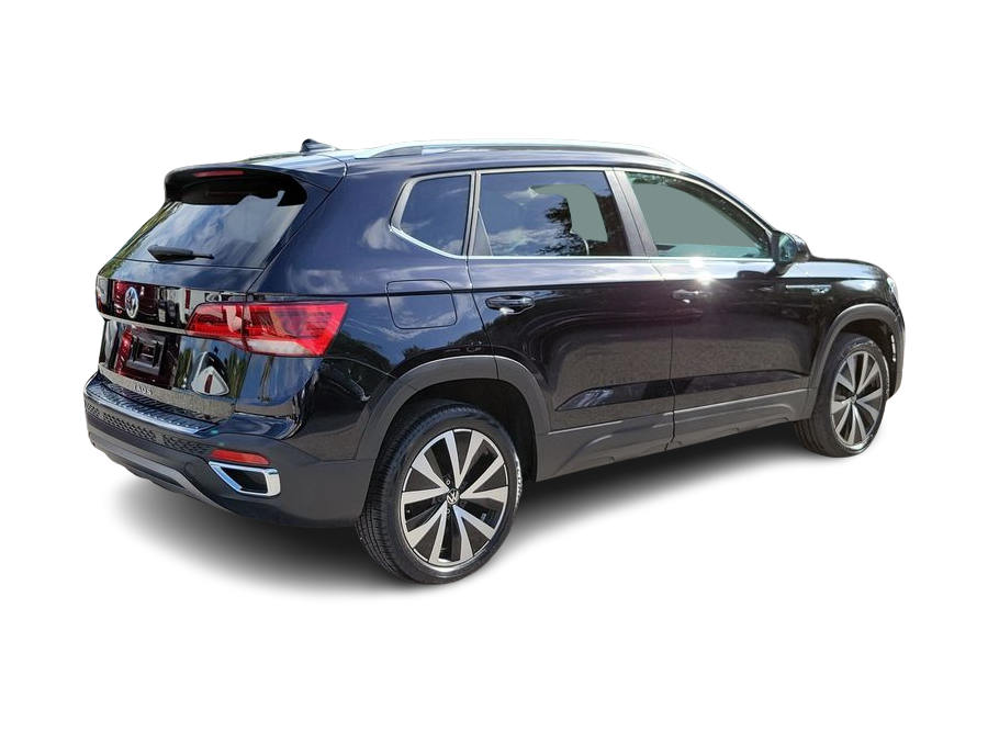 Thumbnail: 2022 Volkswagen Taos - 15