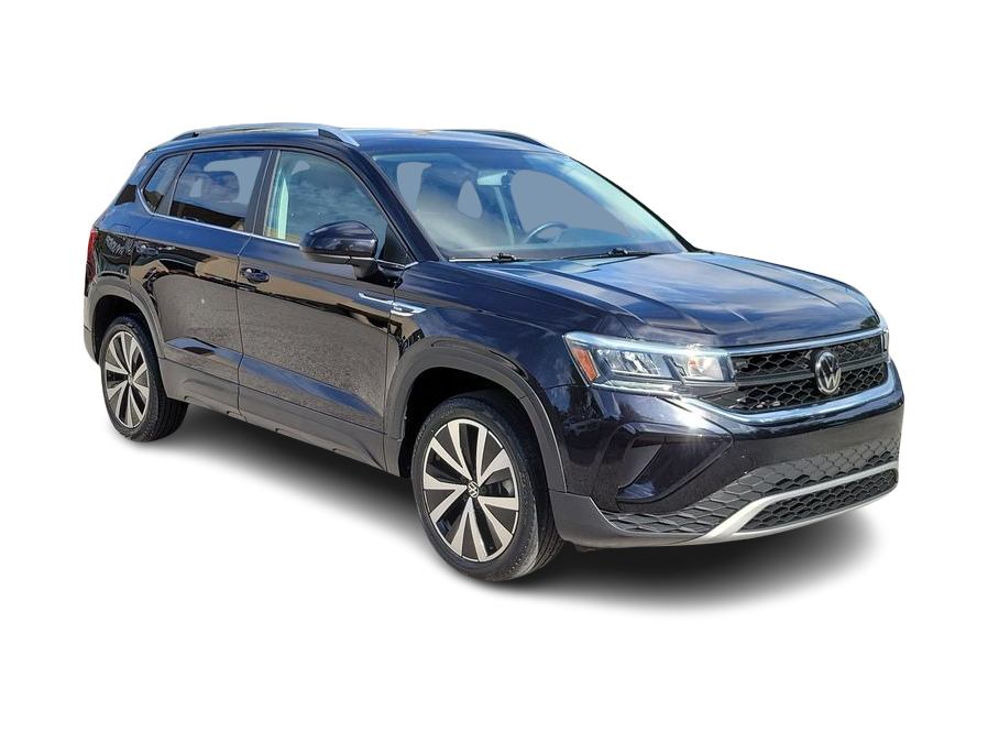 Thumbnail: 2022 Volkswagen Taos - 16