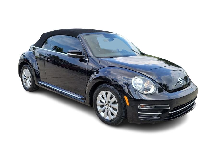 Thumbnail: 2017 Volkswagen Beetle - 16