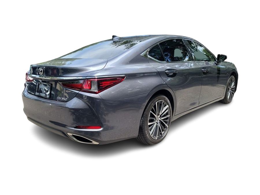 Thumbnail: 2023 Lexus ES - 16