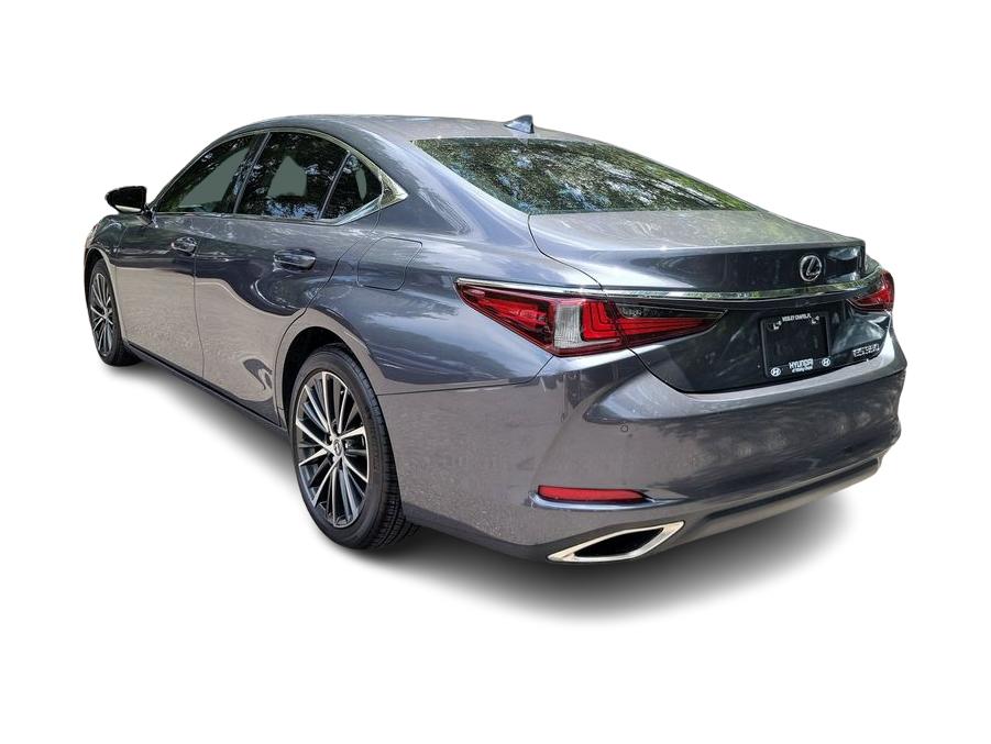 Thumbnail: 2023 Lexus ES - 3