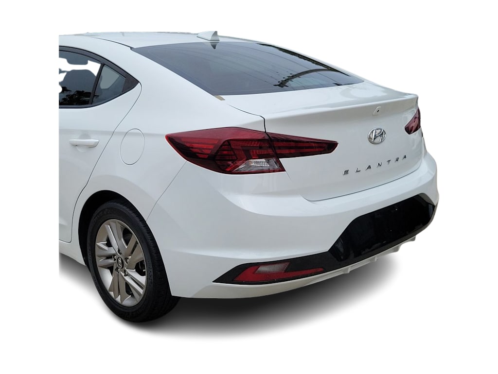 Thumbnail: 2019 Hyundai Elantra - 19