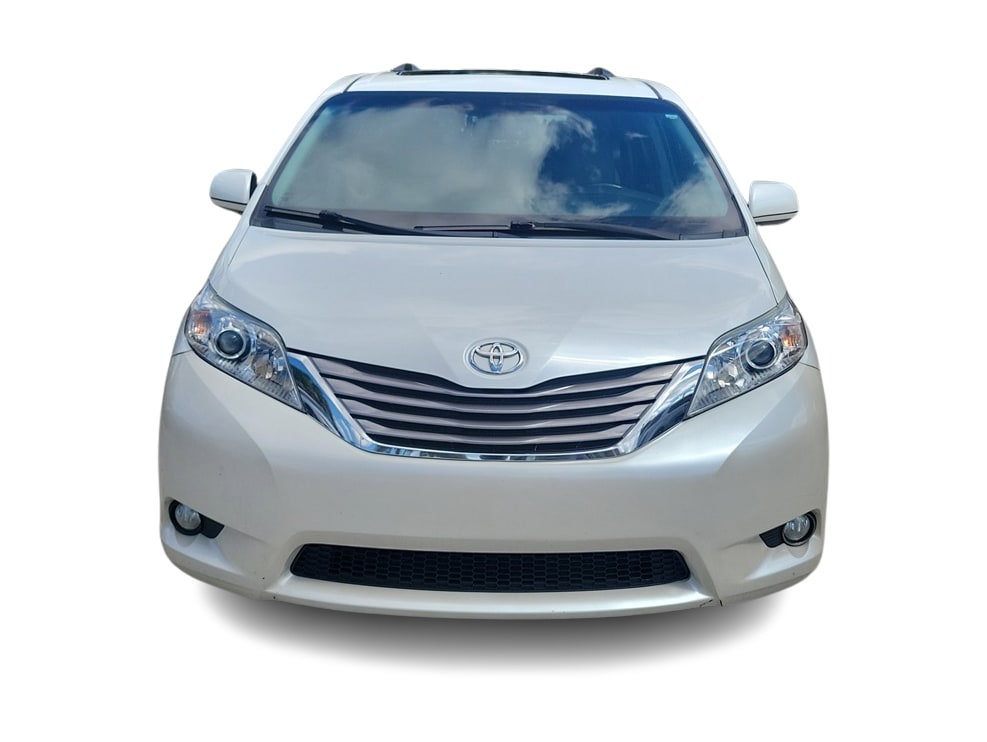 Thumbnail: 2015 Toyota Sienna - 5